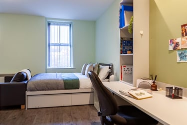 1 bed flat, 17-23 High Street, City Centre, Bangor, LL571NP - Image 8